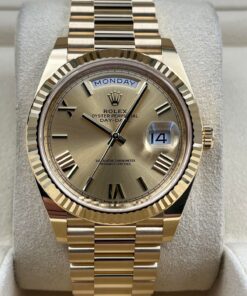 Rolex Day-Date 228238