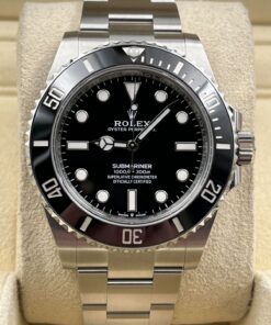 Rolex Submariner No Date 124060