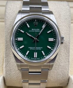 Rolex Oyster Perpetual 126000